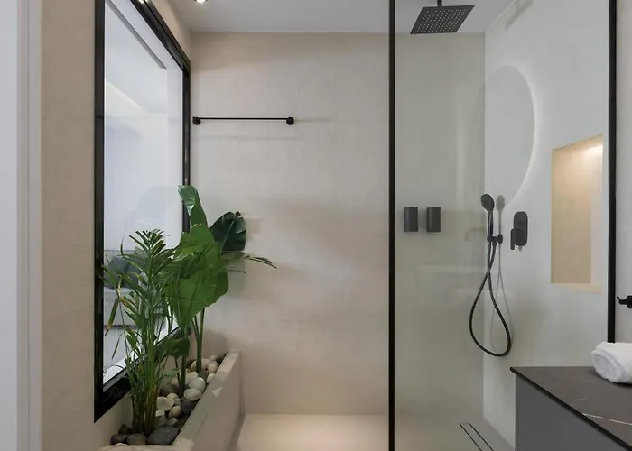 Esperos Premium Hotel *